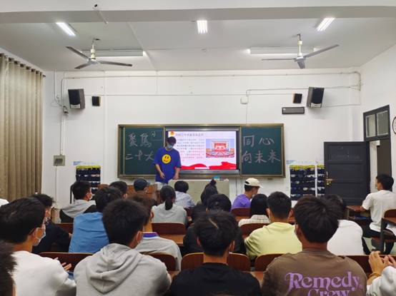 图示, 示意图

中度可信度描述已自动生成