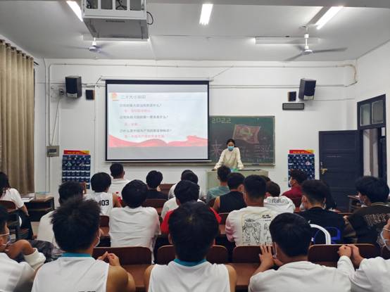 图示, 示意图

中度可信度描述已自动生成